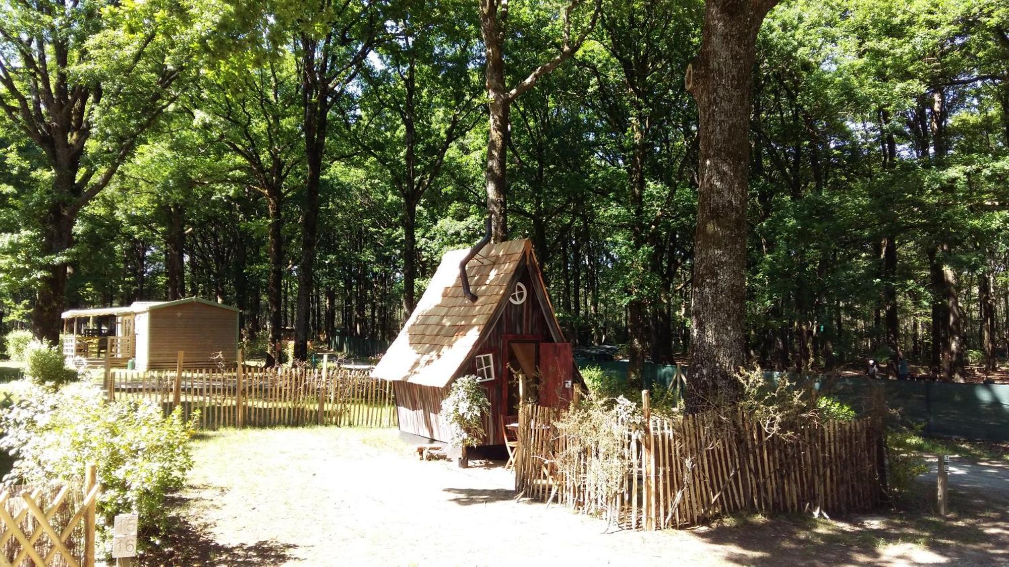 Camping Oaki Mesnard-la-Barotière Екстериор снимка